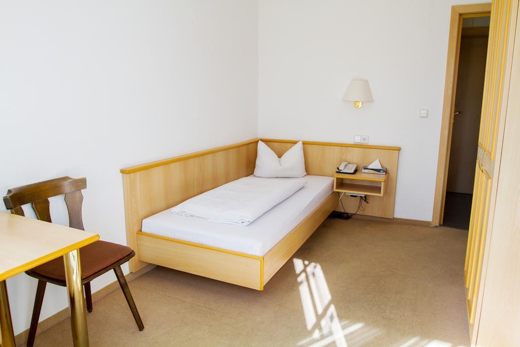 Heidekrug Hotel Oberursel Bilik gambar